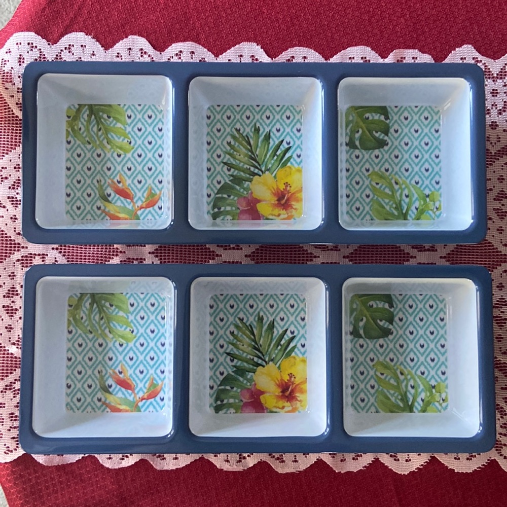 Hawaiian Themed Divided Servers